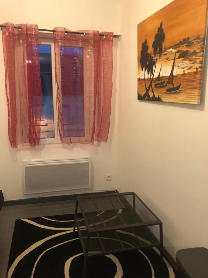 Petit Appartement Centre Ville 格朗维尔 外观 照片